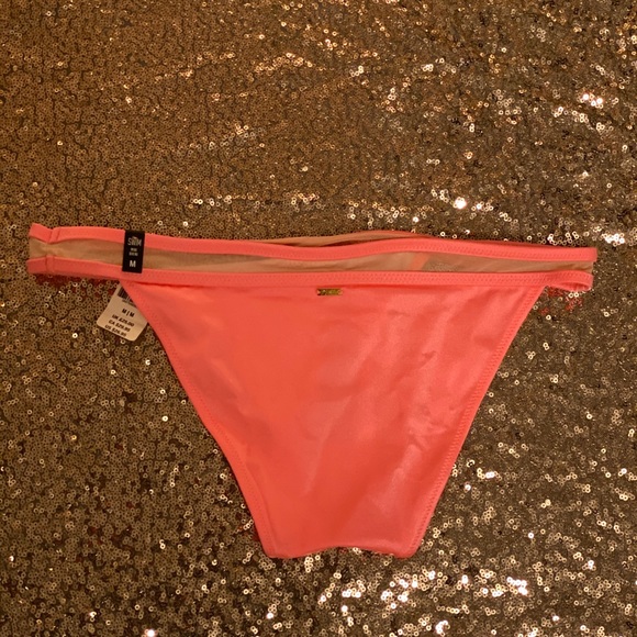 🚨SOLD🚨PINK Bikini Bottoms - Picture 3 of 4
